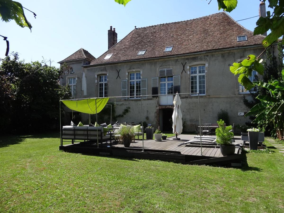 Les Petites Tuileries Bed & Breakfast Bray-sur-Seine Exterior photo
